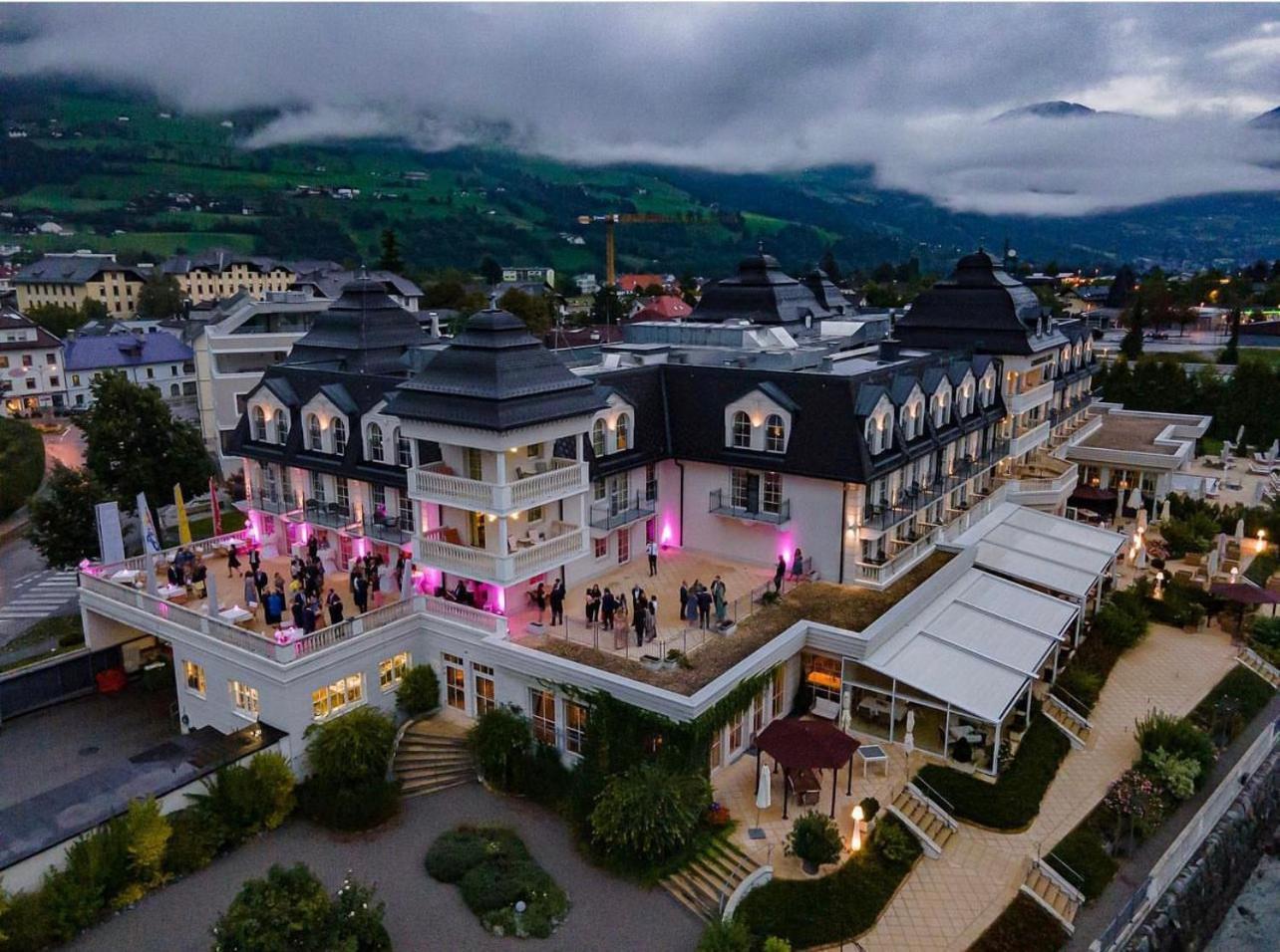 Grandhotel Lienz Business-Wellness & Gourmet Bagian luar foto